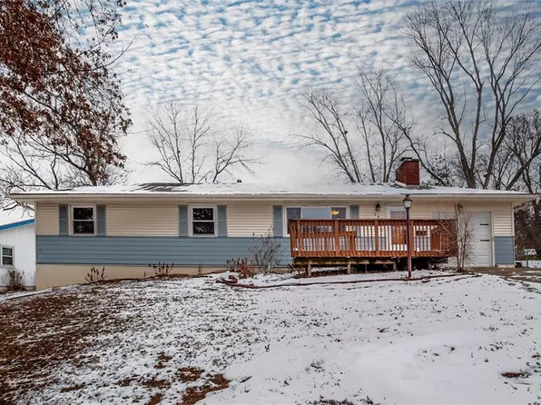 305 Wisconsin St, Excelsior Springs, MO 64024