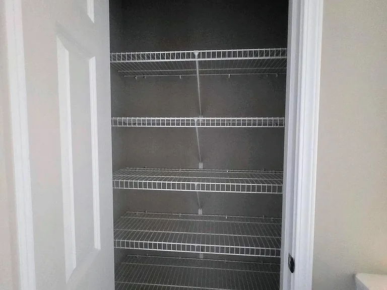 Walk in Pantry
