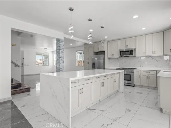 1886 Montara Way, San Jacinto, CA 92583
