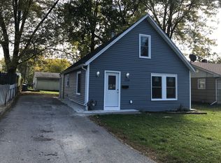 1110 S 4th St, Aurora, IL 60505