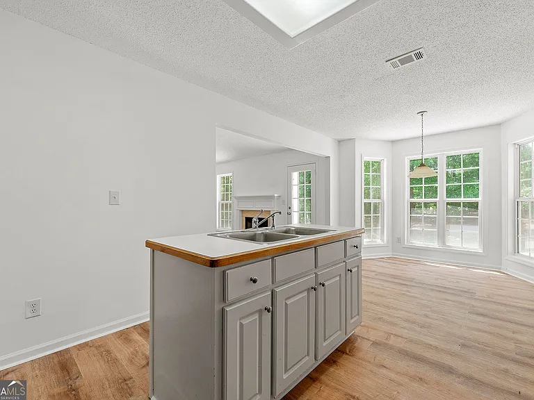 214 Cheyenne Way — Photo 15