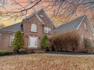 4627 Crossfield Cir, Louisville, KY 40241