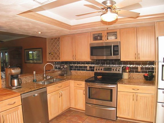 4th image of 1806 Mariner Dr APT 217