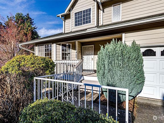 2nd image of 13042 35th Ave NE
