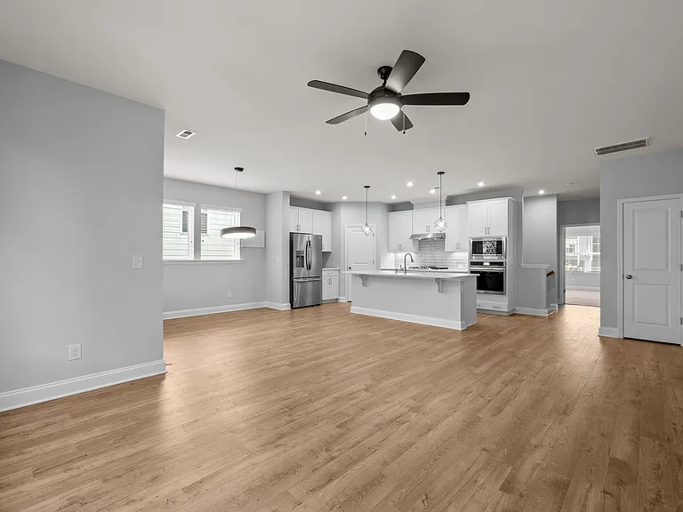 6508 Amber Springs Dr — Photo 22