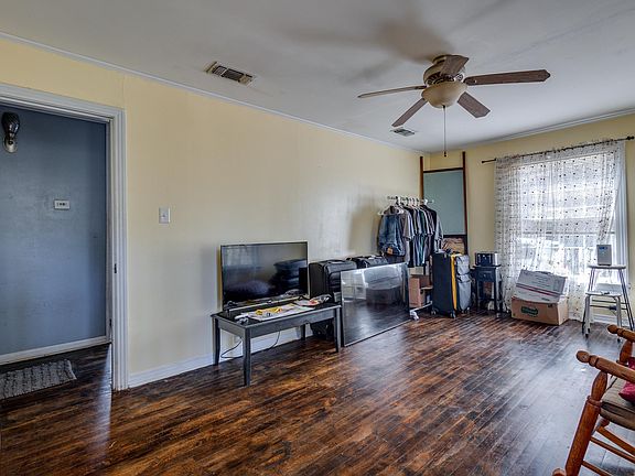 4th image of 1235 Henry Rd