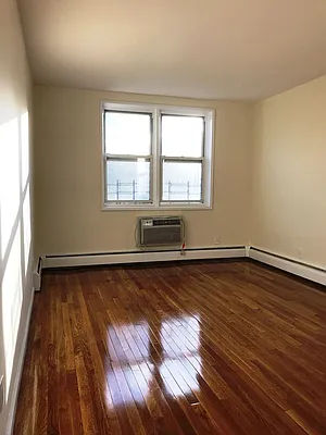 Rented by Prime Realty | media 44