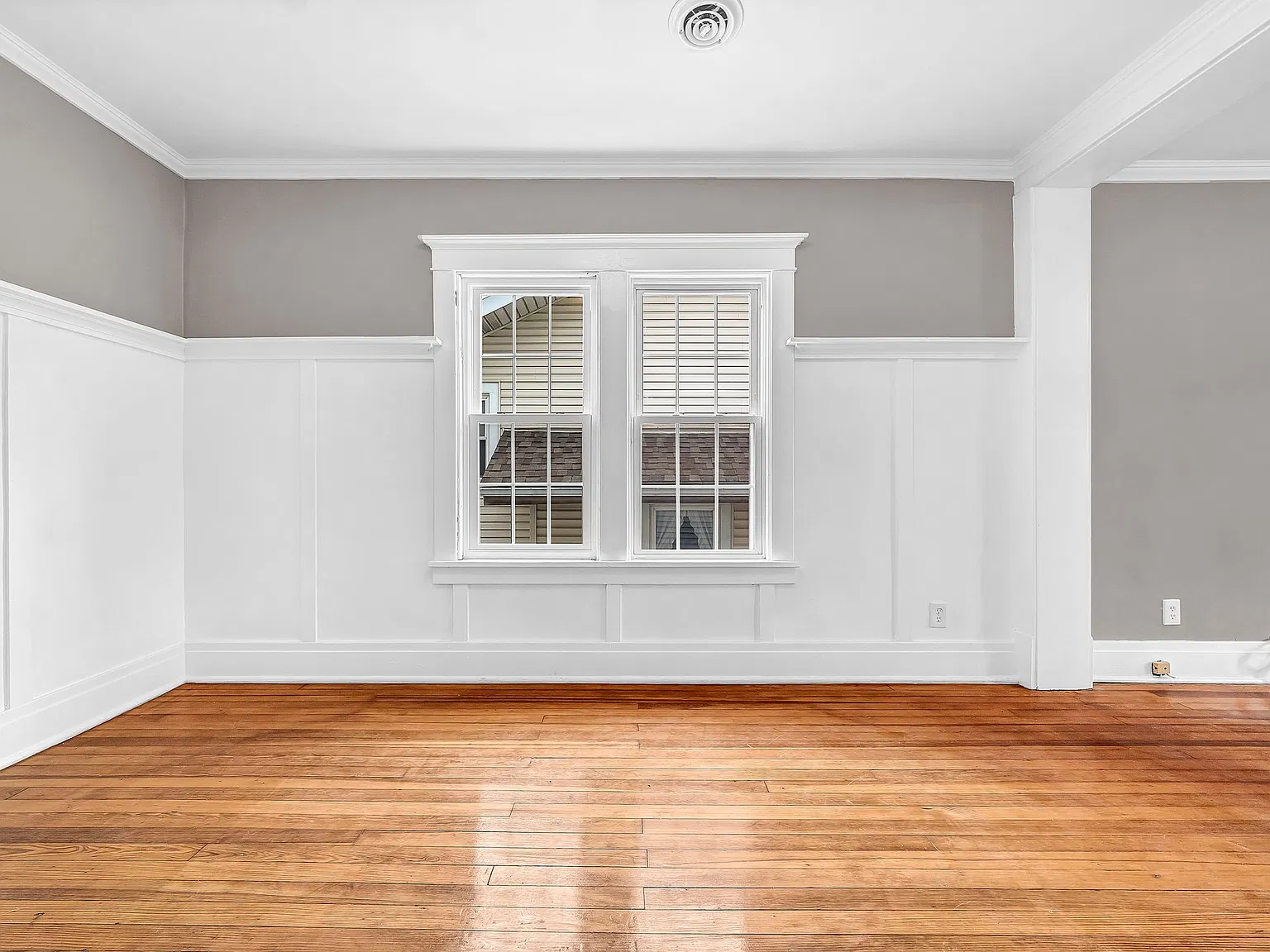 2 bed, 1100 sqft, $1,200 — Photo 3
