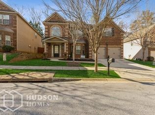 6523 Foggy Oak Dr, Fairburn, GA 30213