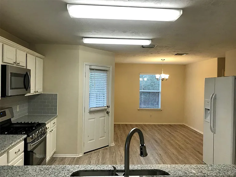 115 S Vesper Bend Cir — Photo 9