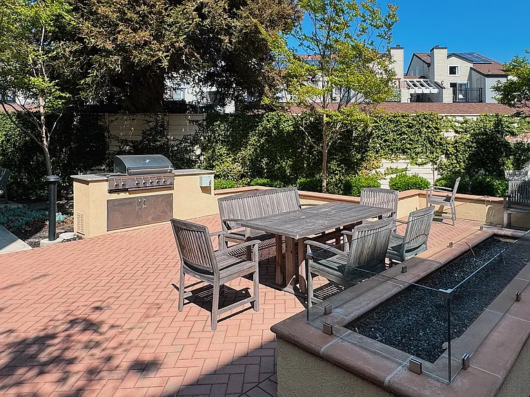 783 E Evelyn Ave — Photo 21