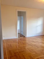 Rented by Roberto Guilbet, LREB