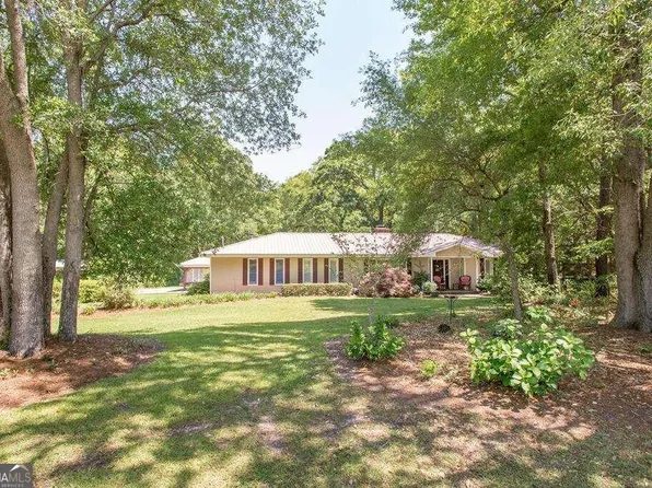 6708 Margaret Dr, Blackshear, GA 31516