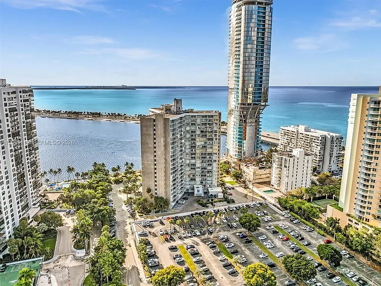 2451 S Brickell Ave #20M — Photo 4