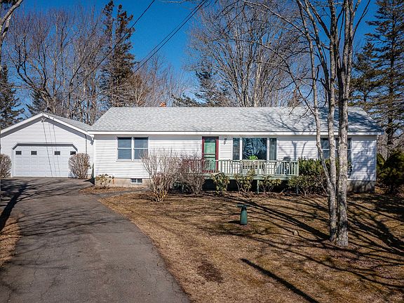 4th image of 627 Port Clyde Road