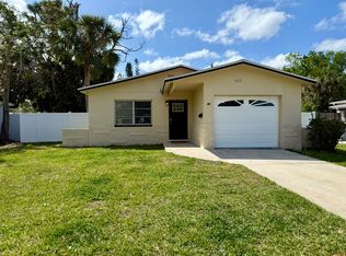 4218 Des Moines St NE, Saint Petersburg, FL 33703