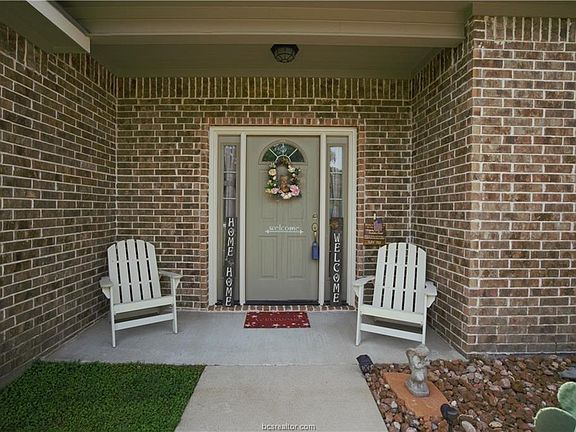 2nd image of 4272 Shepherd Hill