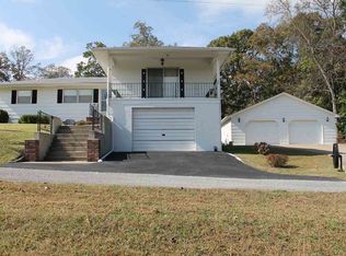 59 Pope Dr, Murray, KY 42071