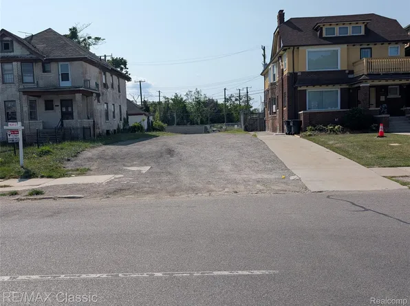 2678 W Grand Blvd, Detroit, MI 48208