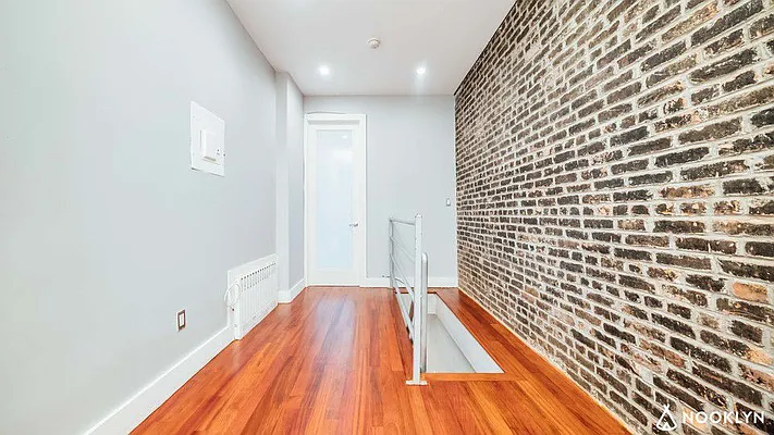 Rented by Nooklyn NYC LLC | media 17