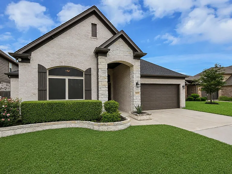 24523 Eucalyptus Way — Photo 29