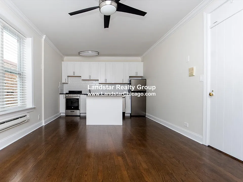 918 Greenbay Rd #3C