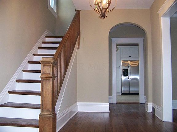 4th image of 21 Woodland Ave