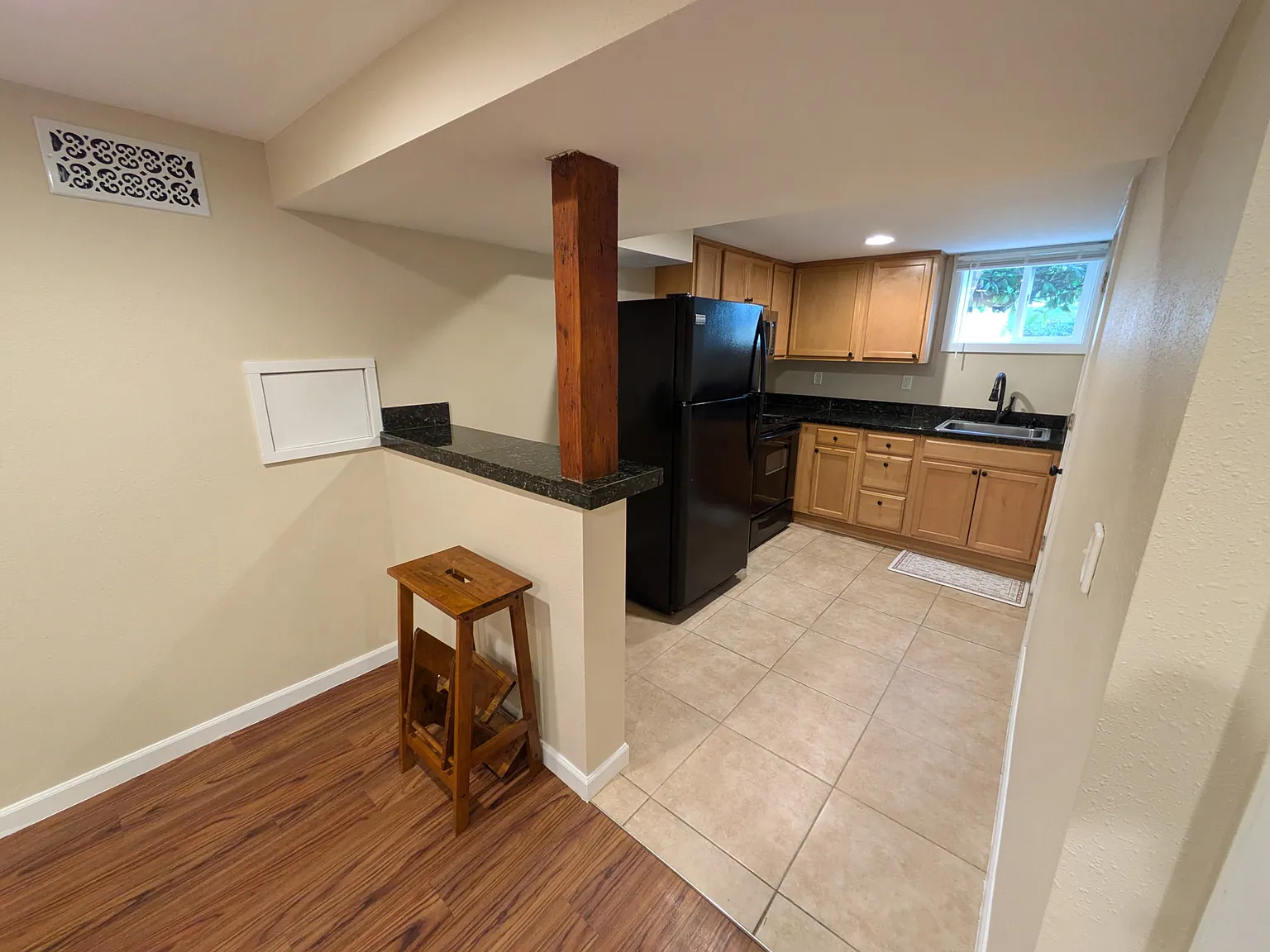 Studio, 600 sqft, $1,159 — Photo 3