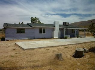 9545 Yucca Rd, Apple Valley, CA 92308