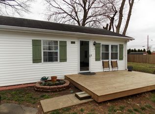 8904 Prospect St, Lyndon, KY 40242