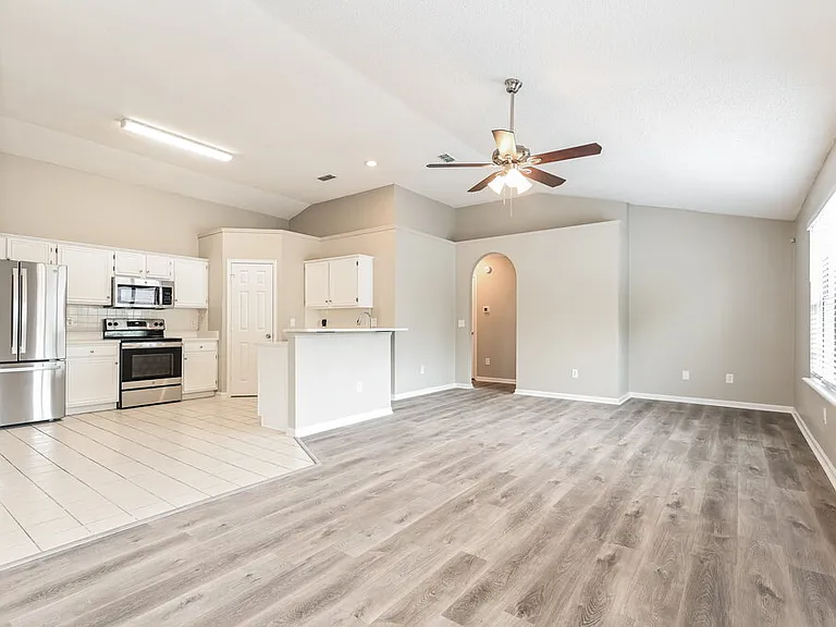 8840 Saint Lucia Ct — Photo 4
