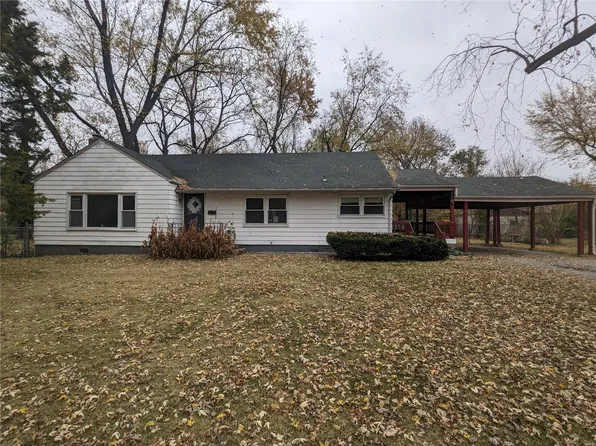 1312 N 51st St, East Saint Louis, IL 62204