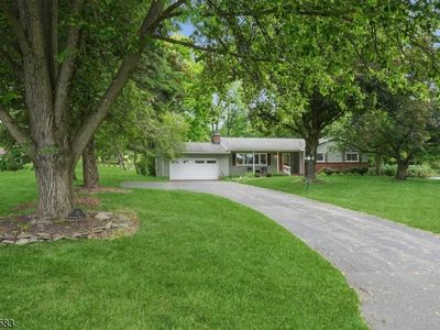 15 Fairview Dr, Flemington, NJ, 08822