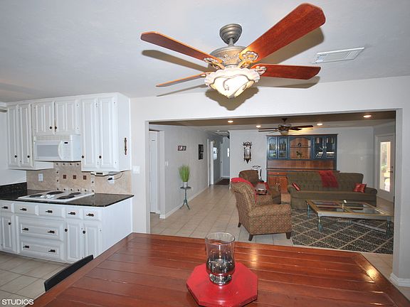 4th image of 2808 N Haven Dr
