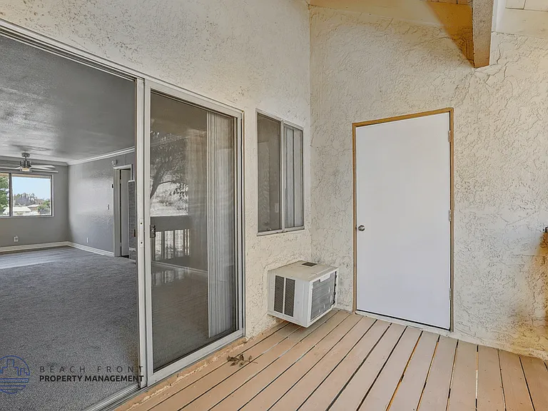 Rollingwood Apartments — Photo 62