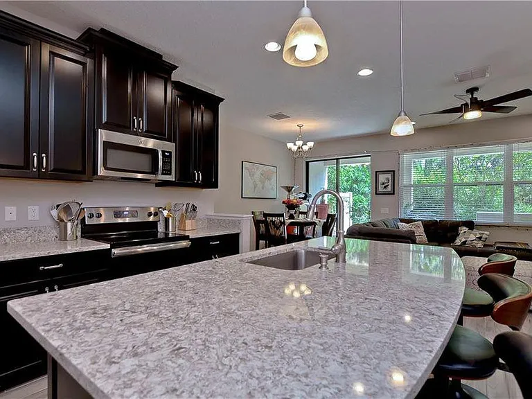 9252 Fox Sparrow Rd — Photo 7