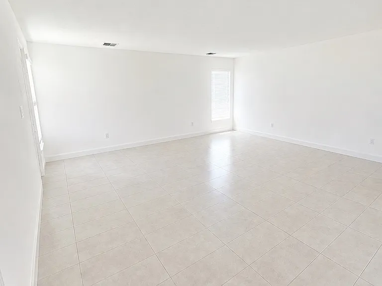 6541 Alfalfa St — Photo 3