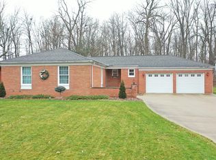 56 Sunset Dr, Shelby, OH 44875