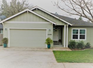 25090 Cottage Ct, Veneta, OR 97487