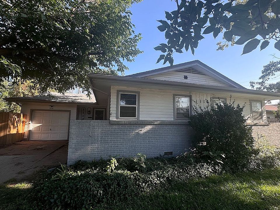 1st image of 1114 W Casado St