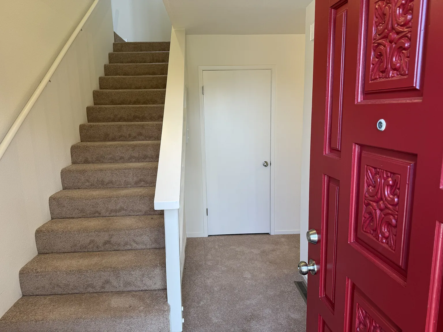 3 bed, 1540 sqft, $5,000 — Photo 2