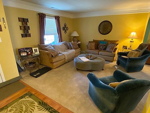 Living room (2)