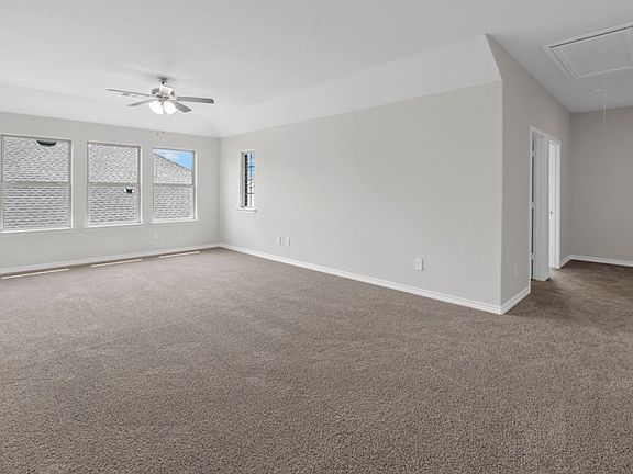 5th image of 6012 Tudor Pl