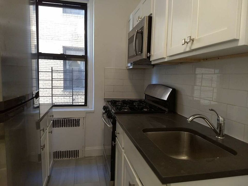1st image of 1814 Avenue N #4S