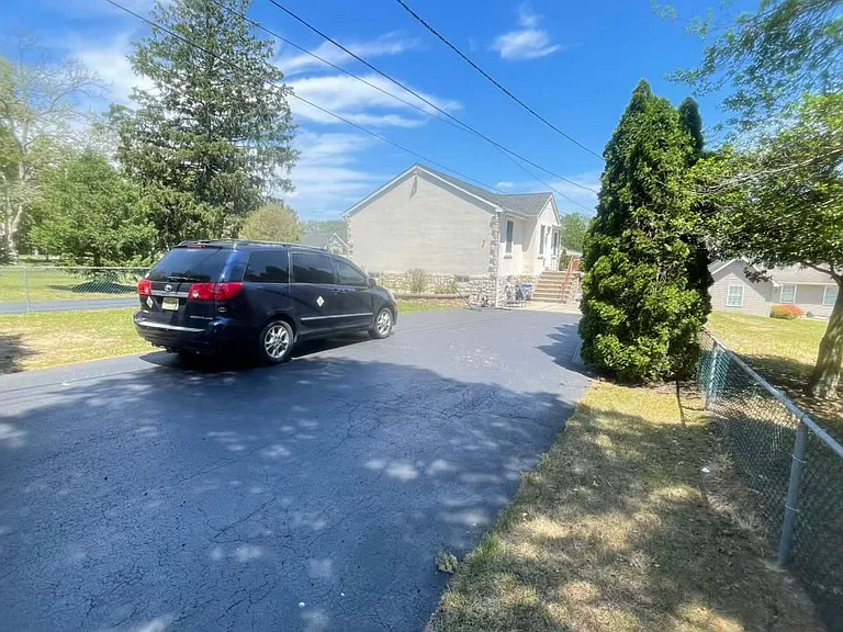 1857 Almonesson Rd — Photo 2