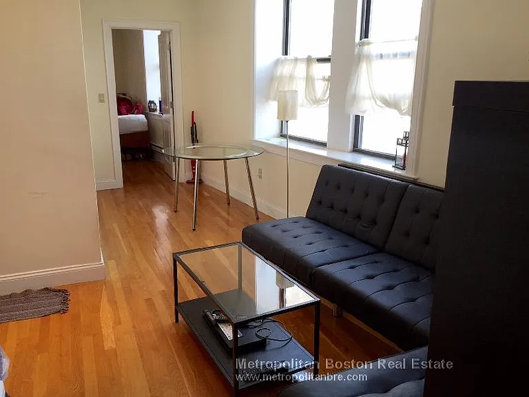 42 Beach St #7D — Photo 2