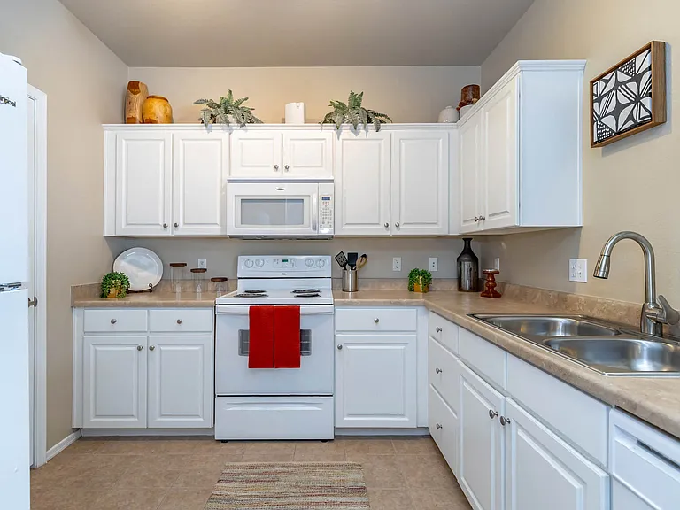 1b1 751 SQFT 1 Bed 1 Bath