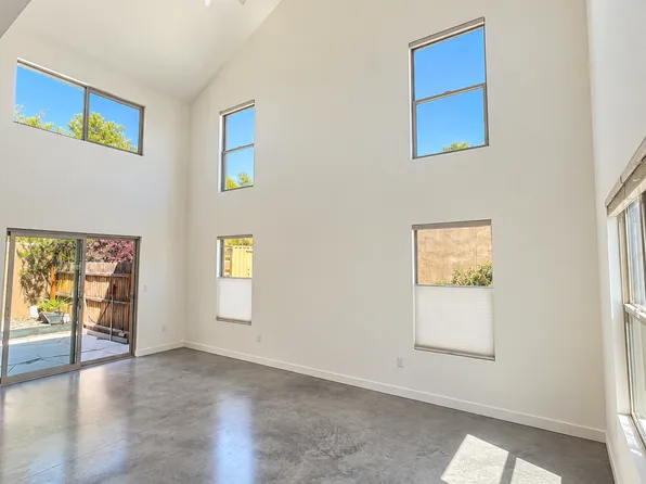 2180 W Alameda St APT 5, Santa Fe, NM 87507