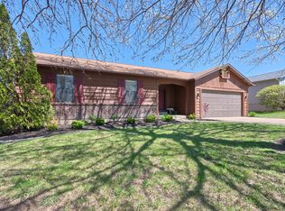 3011 Valley Ridge Dr, Saint Peters, MO 63376