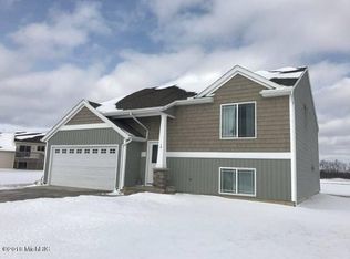 19 Berreta Dr, Shelbyville, MI 49344